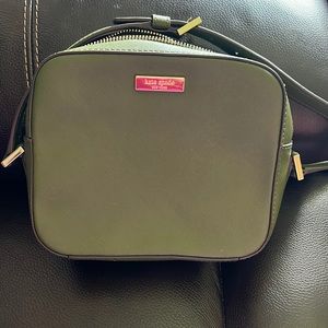 Kate Spade brand new never worn crossbody pocketbook